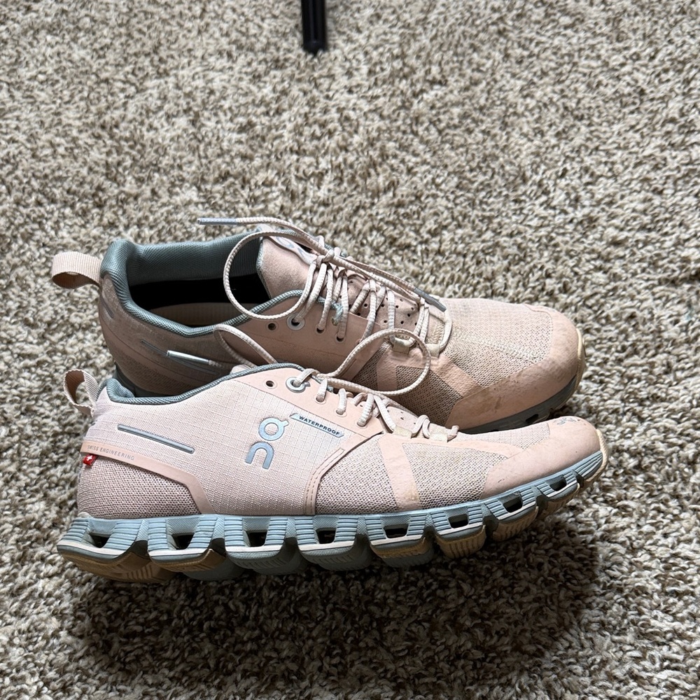 On Cloud Blush Pink Waterproof Athletic Shoes